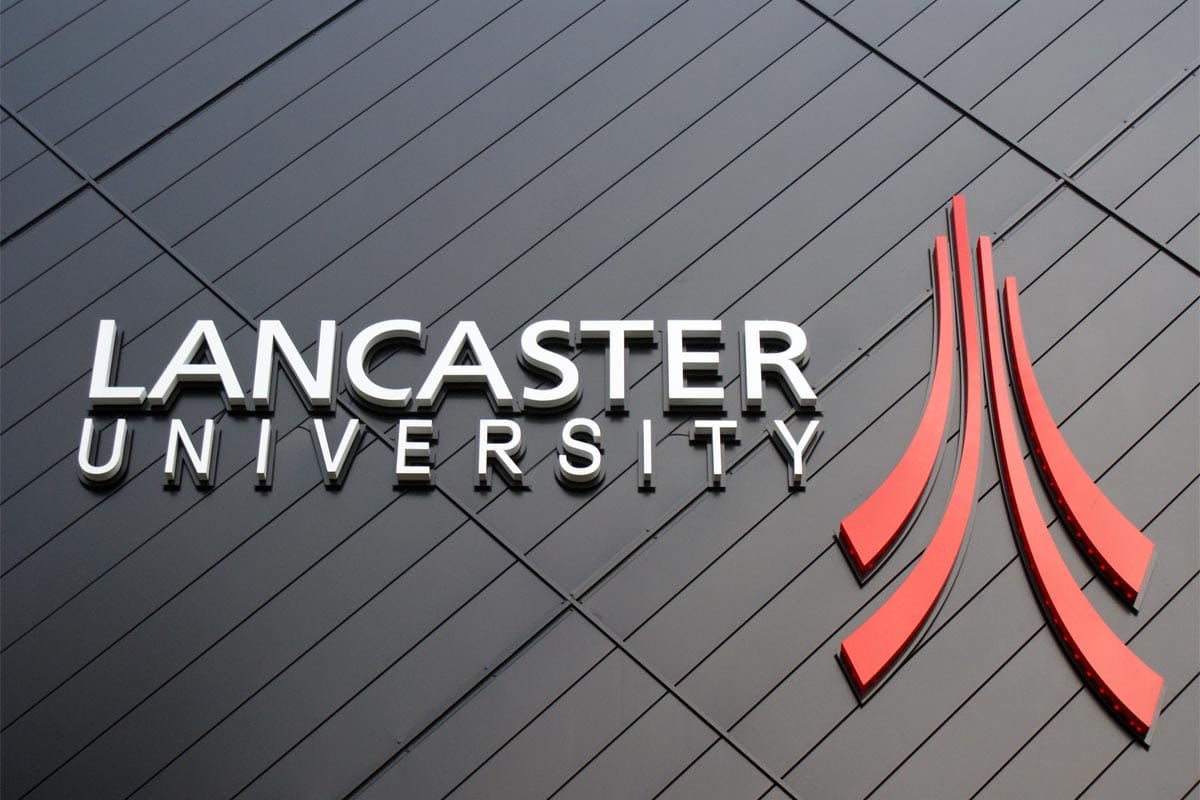 University Deanery in email gaffe