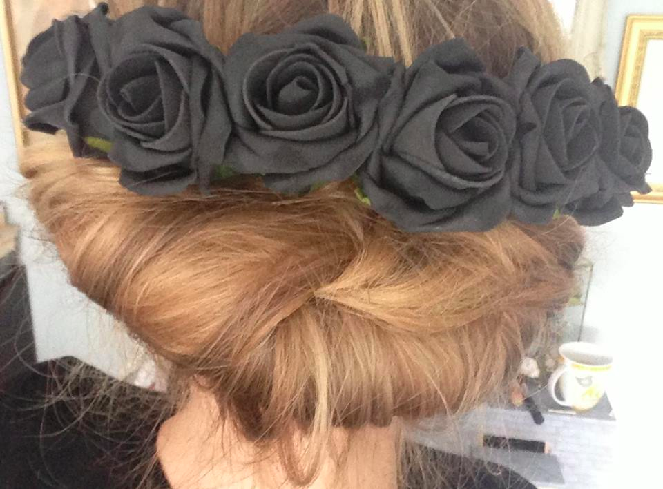 DIY Hair Inspiration: Grown up glamour