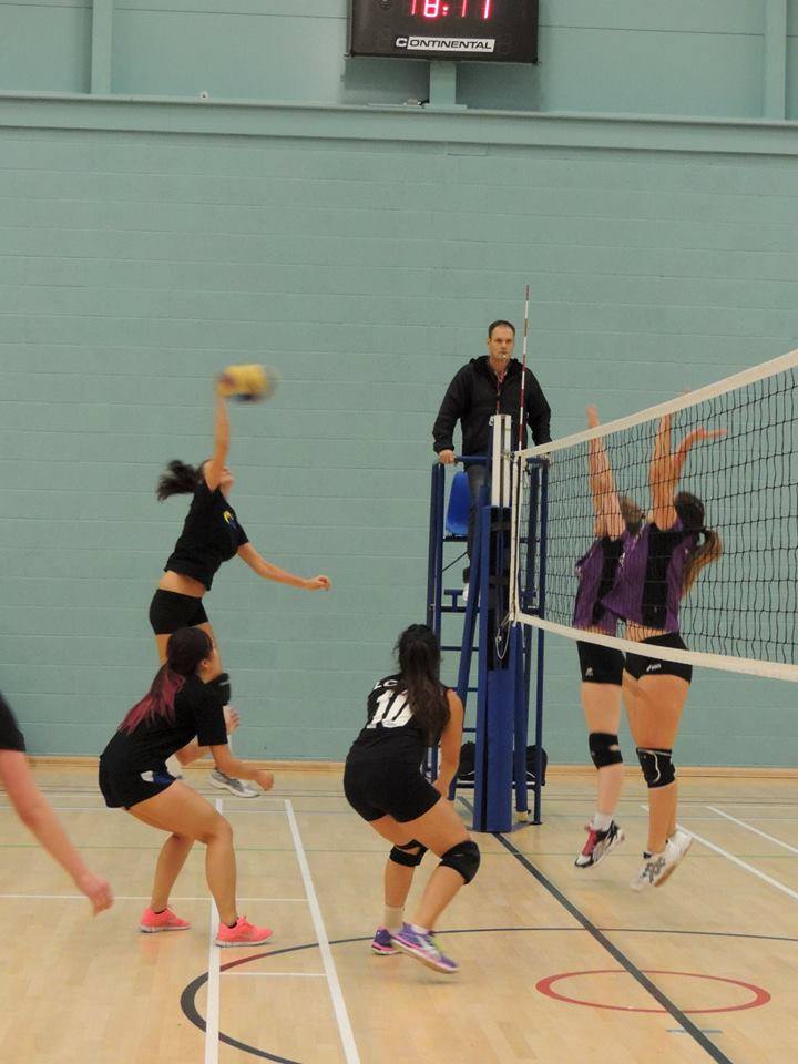 Volleyball 1sts victorious over Manchester