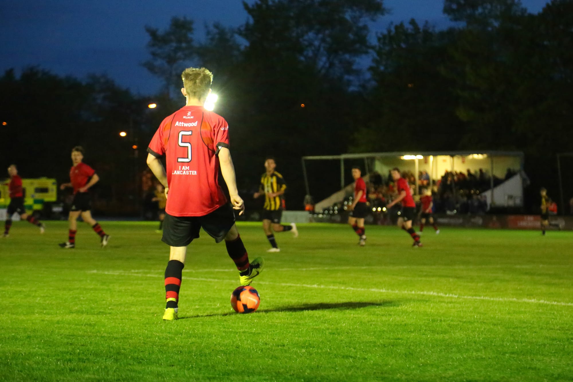 Tense 2-2 draw in Roses stadium opener
