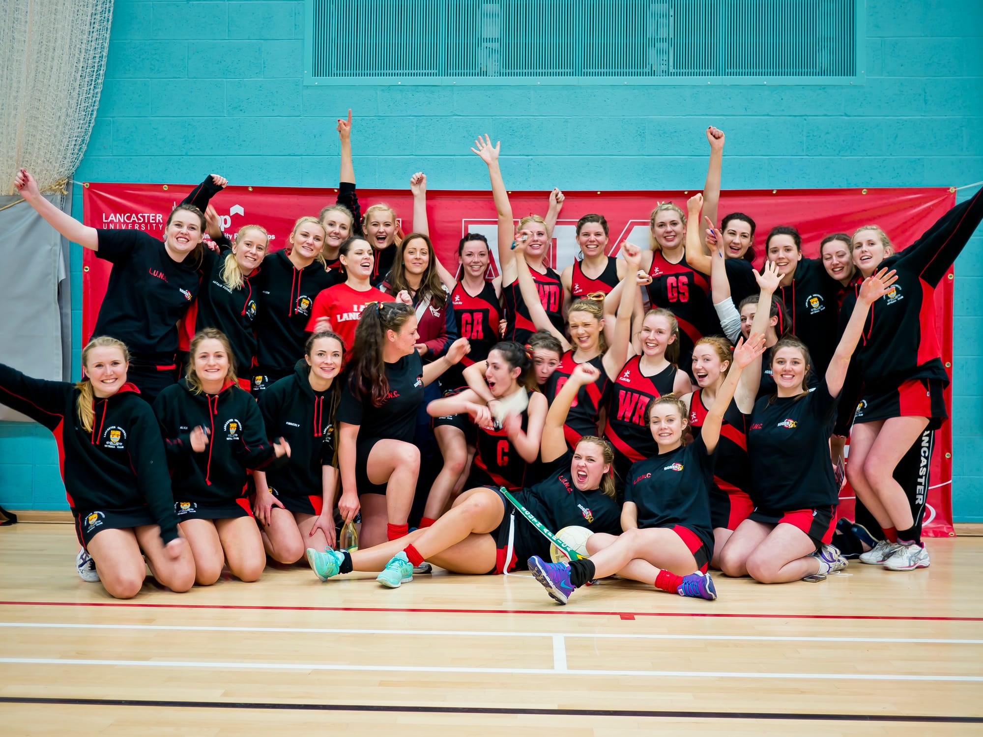 Hat-trick for the Red Roses’ netball teams in astounding performance