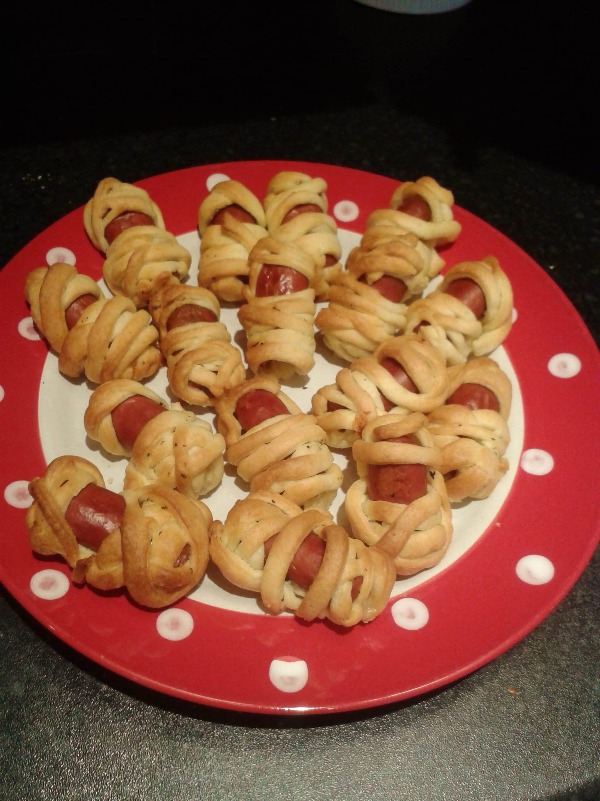 Recipe: Crispy Hot Dog Mummies