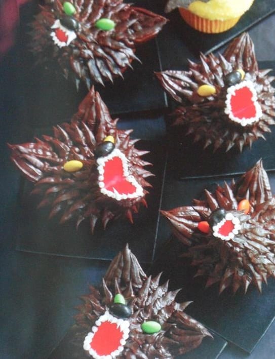 Recipe: Werewolf Cupcakes