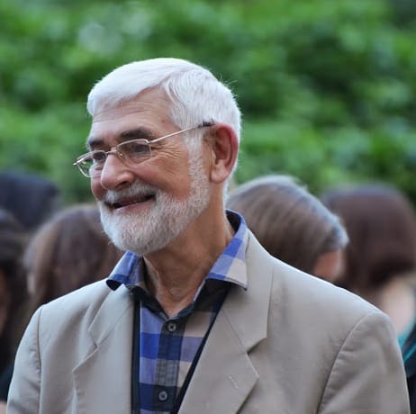 Lingustics department founder dies