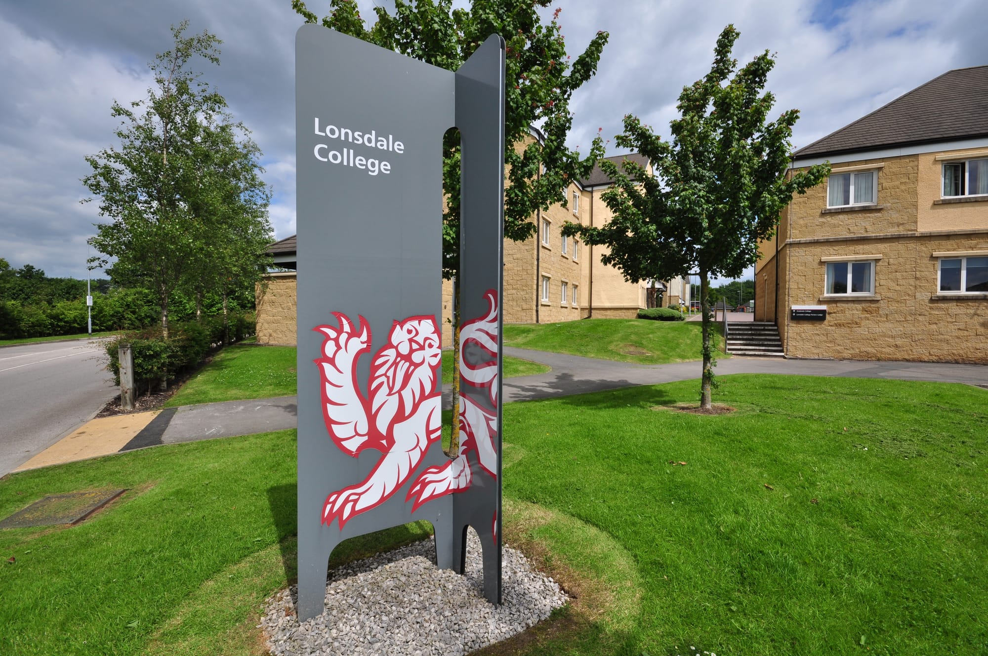 Bowland and Lonsdale still without principals