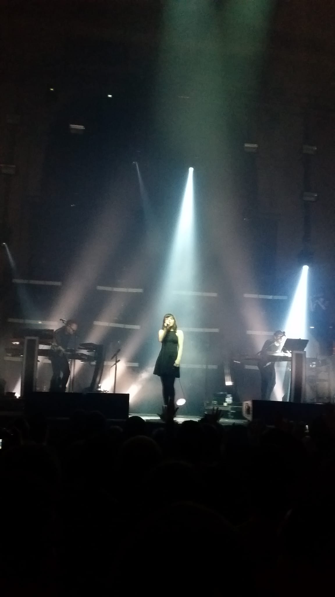 Review: Chvrches