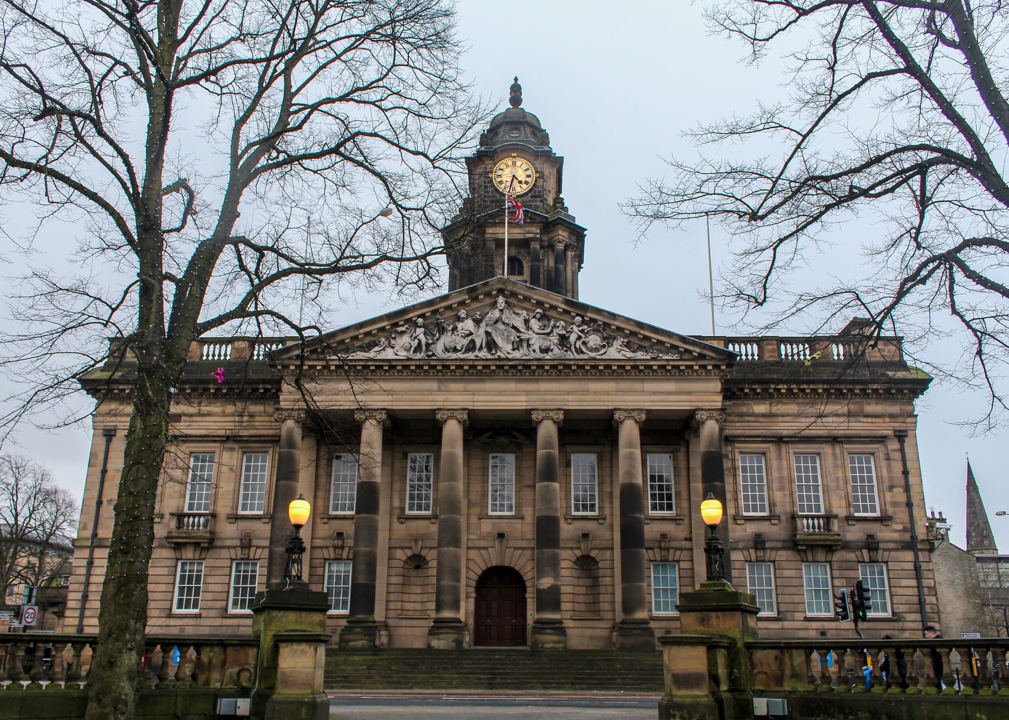 LUSU threatens to sue council