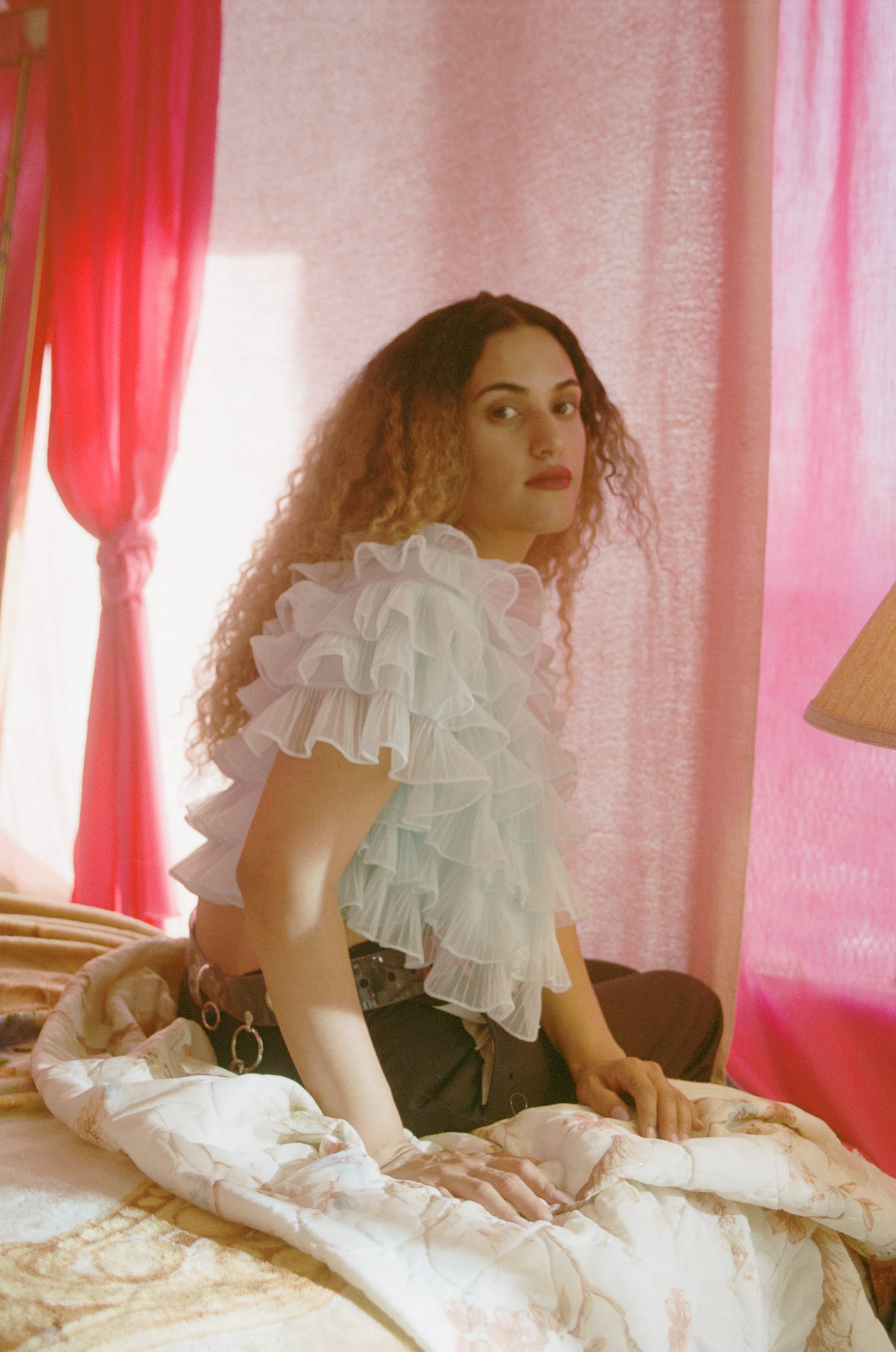 Empress Of – from 'Me' to 'Us'