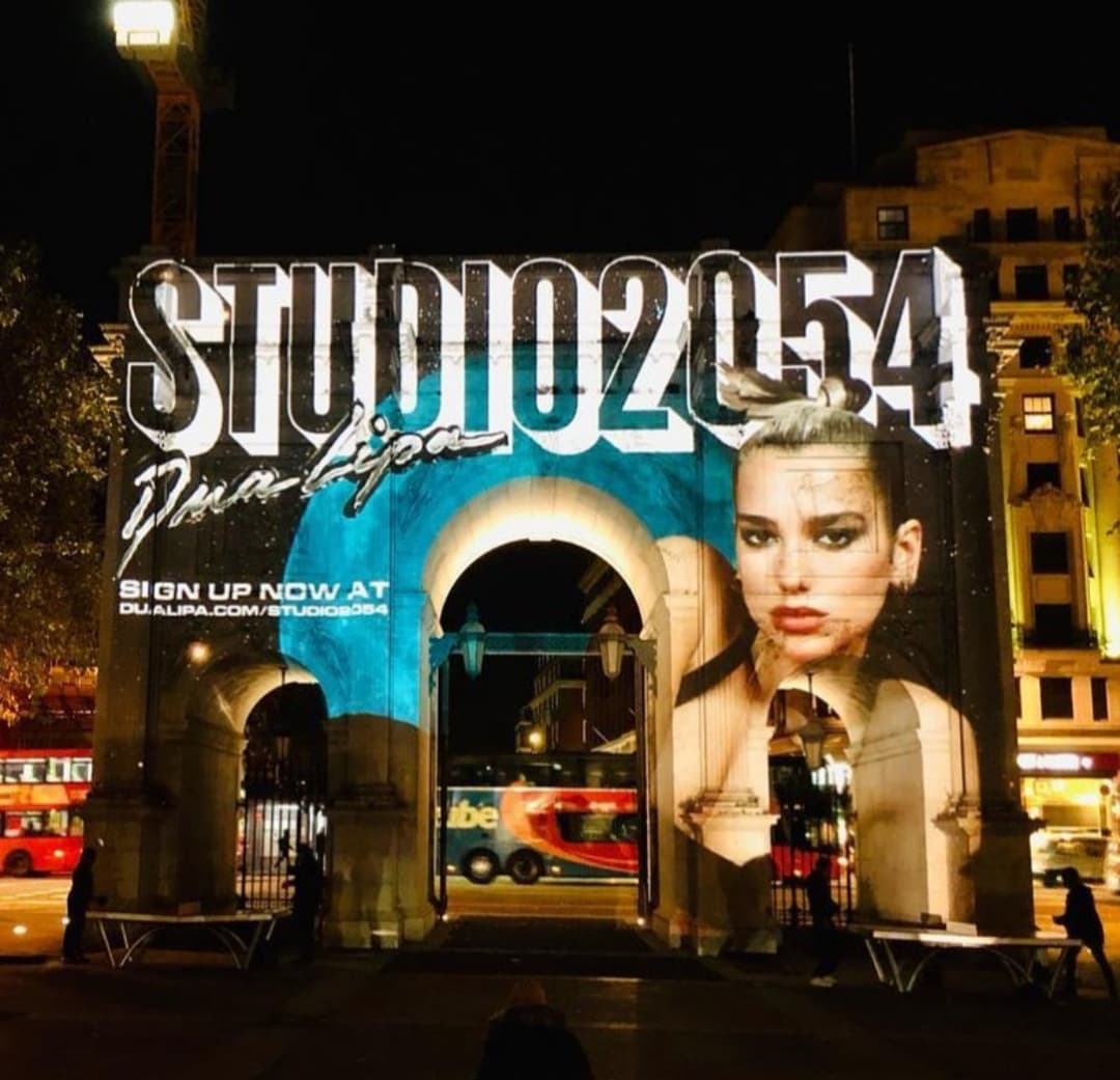 Review of Dua Lipa's Studio 2054