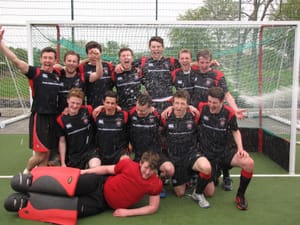 Men’s hockey firsts victorious: LUMHC firsts 5 – 4 UYMHC firsts