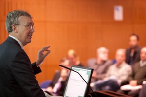 Ex-Vice Chancellor Paul Wellings to be awarded honorary degree