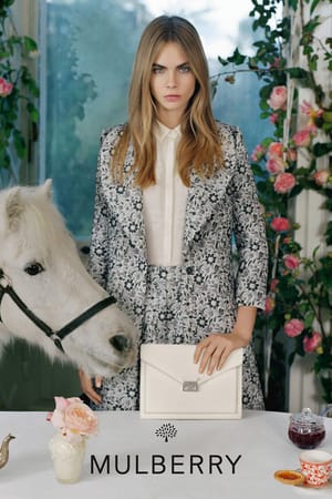 The Return Of The ‘It’ Bag?