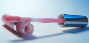 Everyday We're Hustlin': DIY Lipgloss
