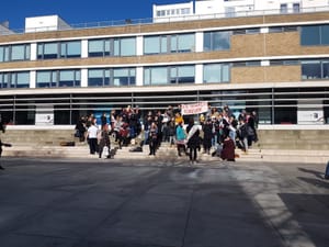 Pro-strike demonstration takes place on campus