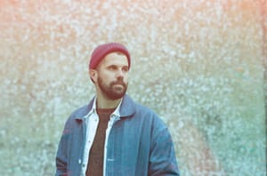 Nick Mulvey's enchanting live show at Manchester's Albert Hall